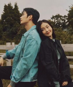 Hôn Nhân Bí Mật Với Tổng Giám Đốc