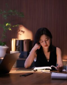 Chị Dâu Của Chồng Tôi