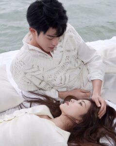 CHỒNG TÔI Ở BÊN TIỂU TAM VÀO KỈ NIỆM NGÀY CƯỚI, TÔI LIỀN KHIẾN ANH PHẢI QUỲ VAN XIN TÔI