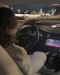 Một Cuốc Xe, Một Cuộc Lật Mặt