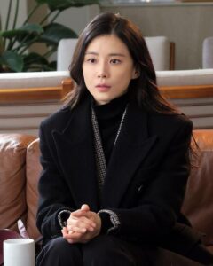 Bị Cả Tòa Nhà Sỉ Nhục, Tôi Trở Tay Bán Luôn Tòa Nhà